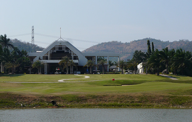 Clubhouse at Majestic Creek Golf Club Hua HIn